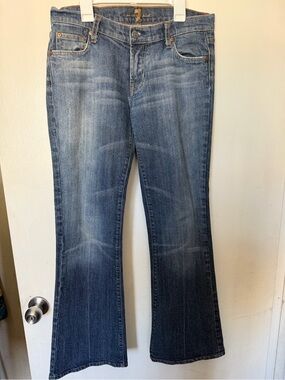 7 For All Mankind Bootcut Jeans Women’s Size 29 Medium Wash  Denim